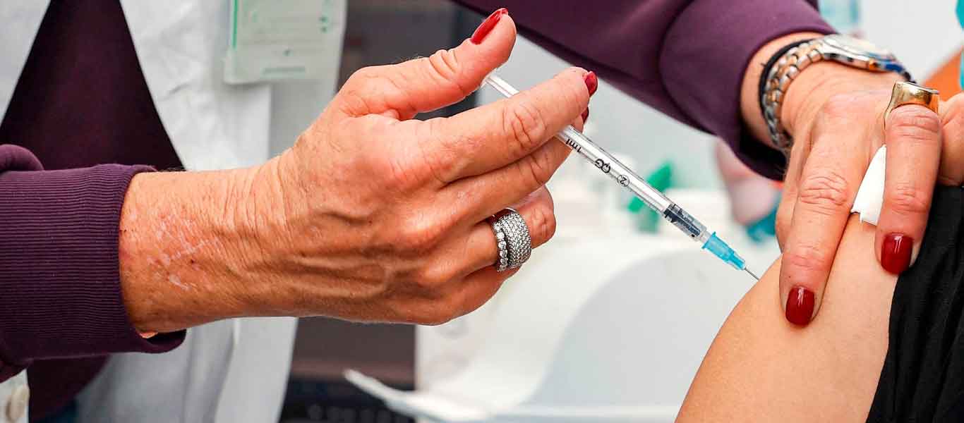 vaccine advice for pregnant